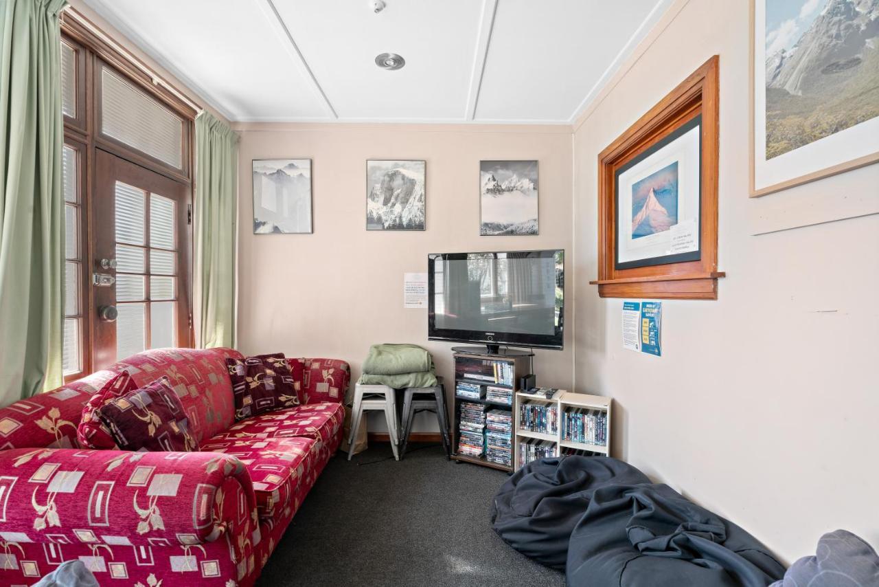 Mountain View Backpackers Hostel Wanaka Luaran gambar
